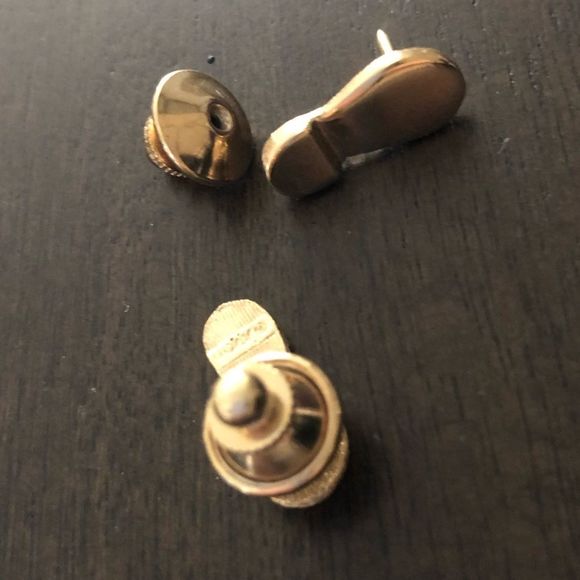 Vintage 70s Avon Set Gold Shoe Print Tie Tacks - Picture 5 of 5